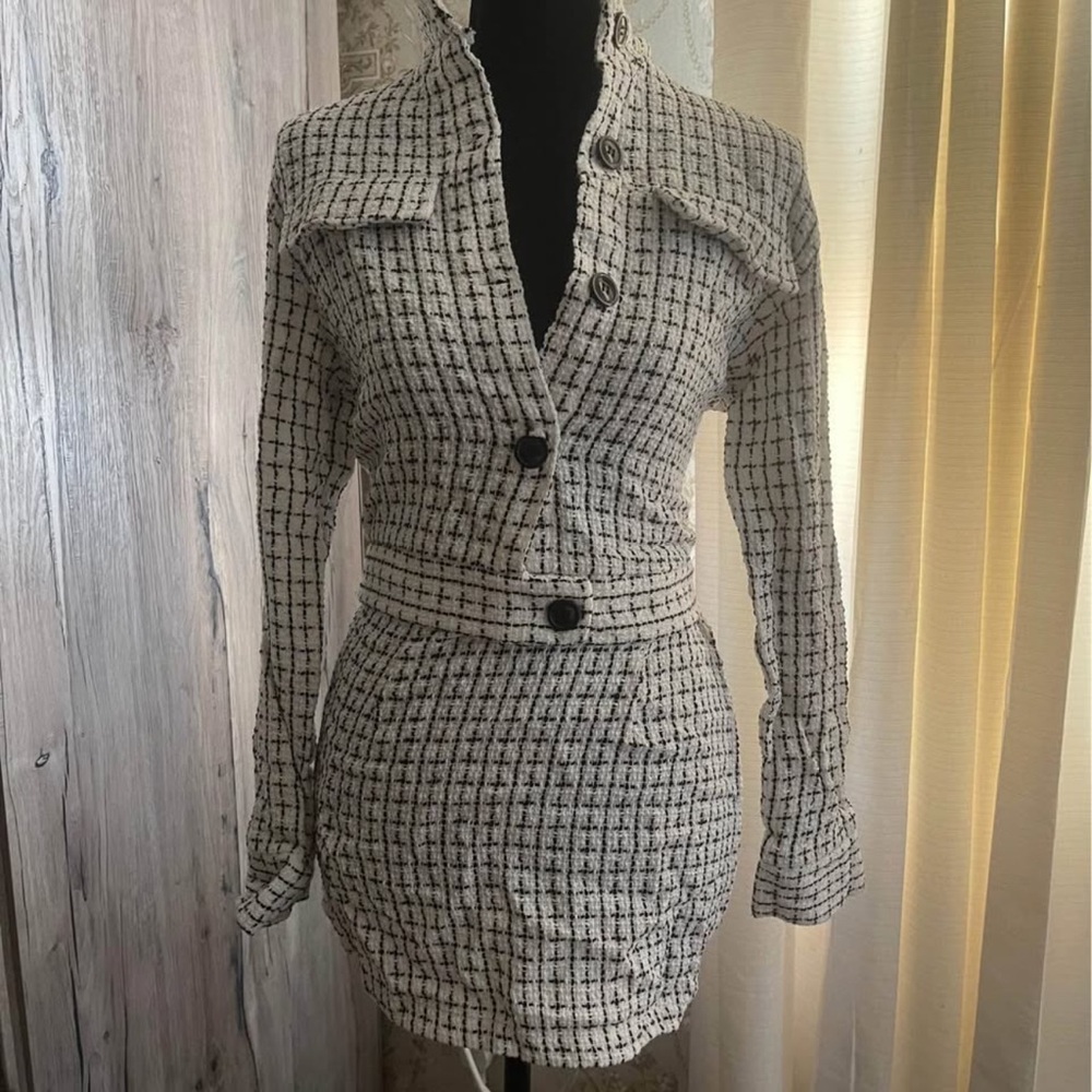 Chic two piece brunch skirt and jacket pattern set